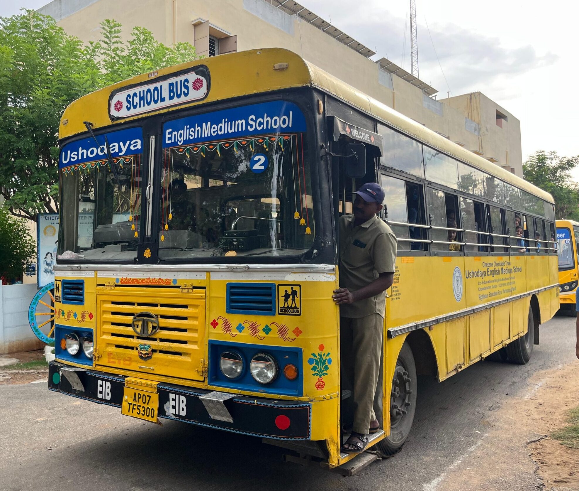 UEMS Bus Front
